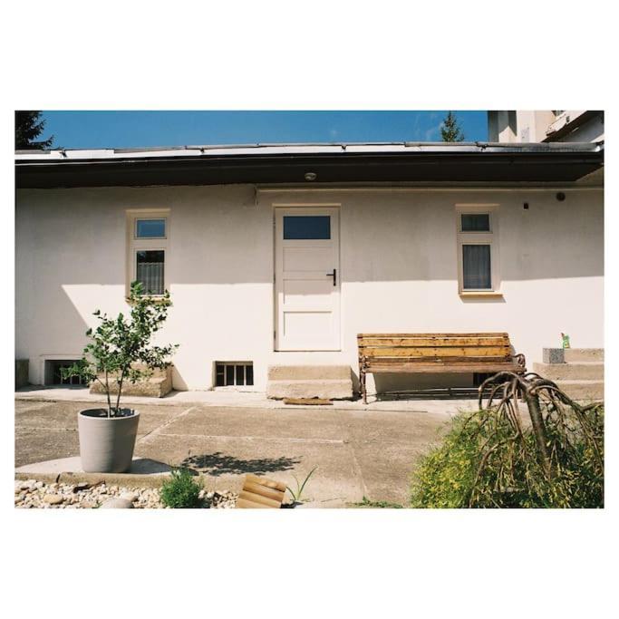 Casa Linum. U Centra Zlina S Atmosferou Venkova. Apartment Exterior photo